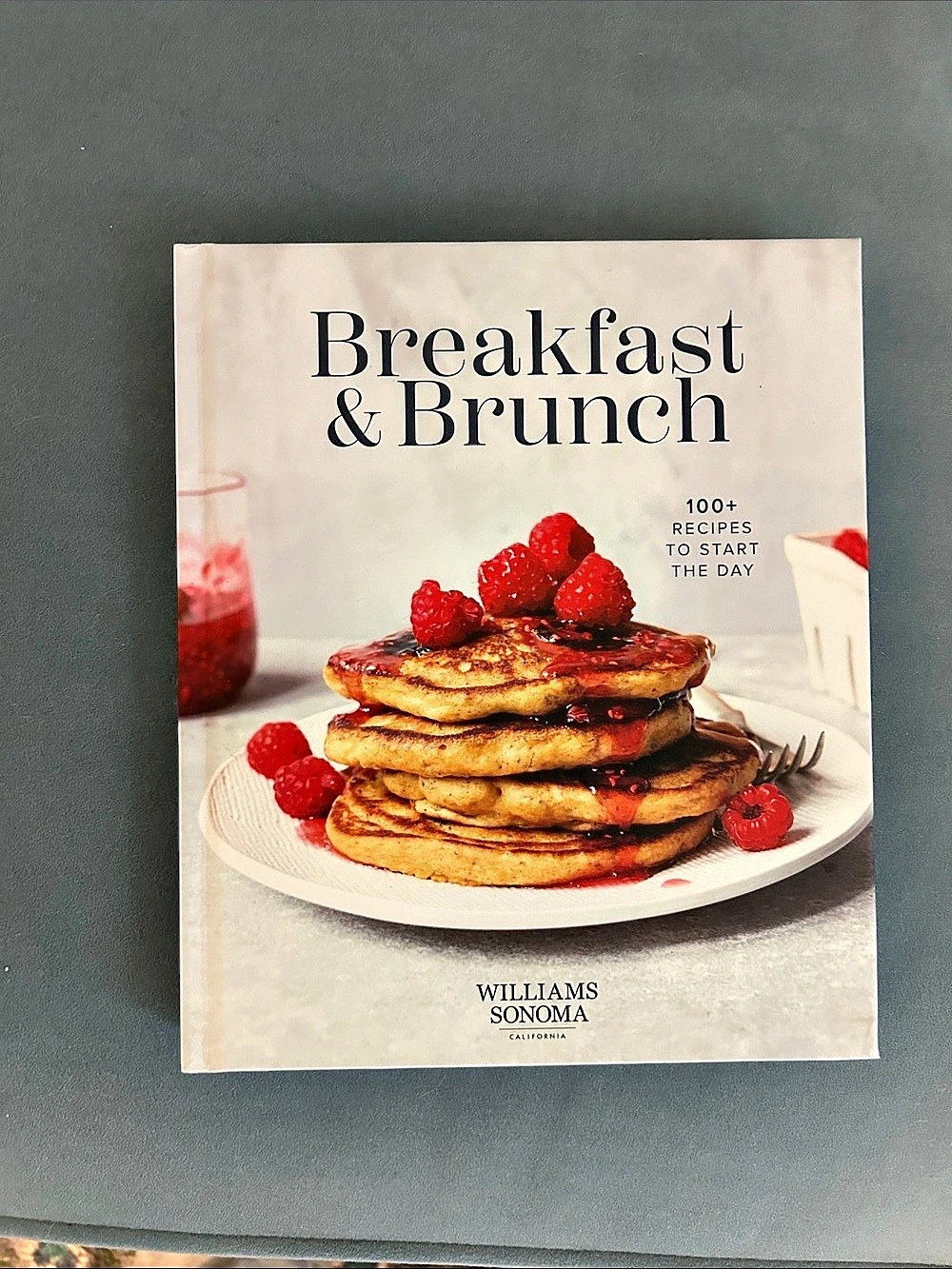 Williams Sonoma Breakfast & Brunch: 100+ Recipes to Start the Day Cookbook Cream